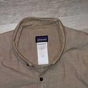 Patagonia Men’s Casual Button-Down Shirt in Light Brown
